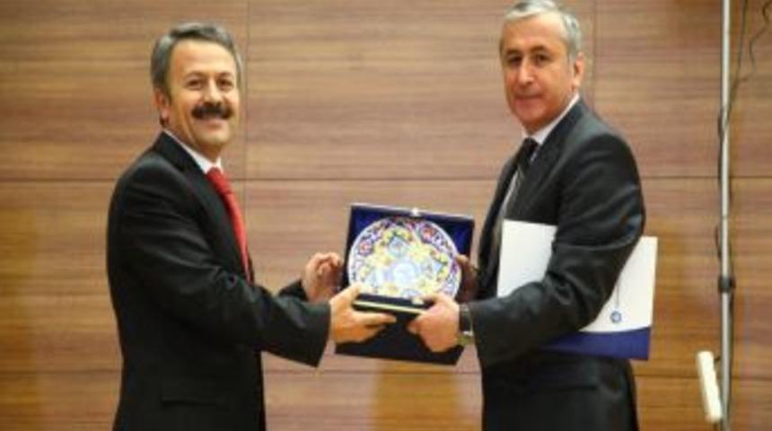 Uluslararası Sosyal Bilgiler Eğitimi Sempozyumu Aksaray&rsquo;da Yapıldı