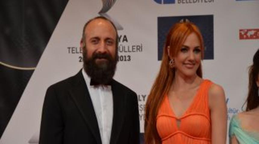 &lsquo;Muhteşem Y&uuml;zyıl&rsquo; En Iyi Dram, &lsquo;Karadayı&rsquo; En Iyi Yeni Sezon Dram Dizisi Se&ccedil;ildi