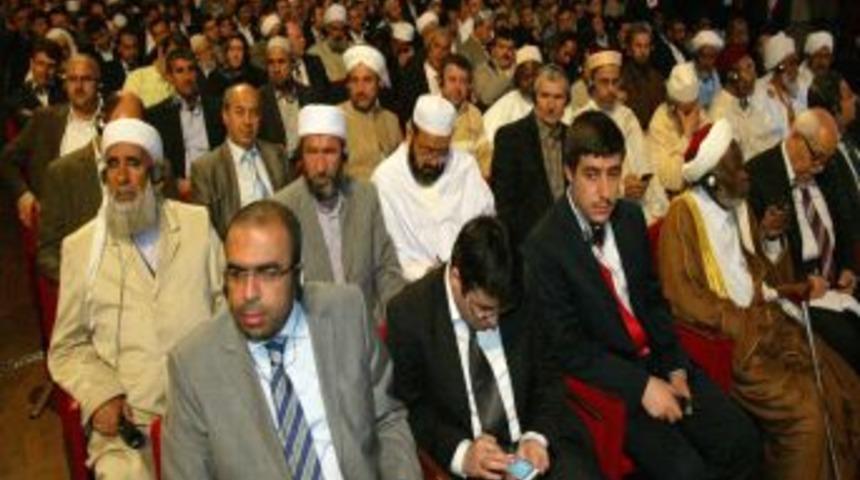 İcma Sempzoyumu&rsquo;nun Ikinci G&uuml;nk&uuml; Oturumları Başladı