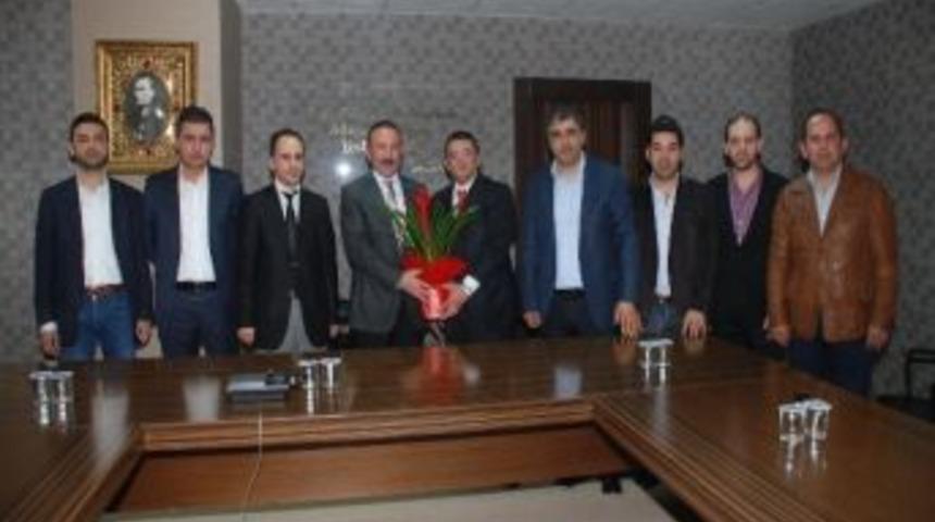 Başkan Doğan İkm Derneği'ni Ağırladı