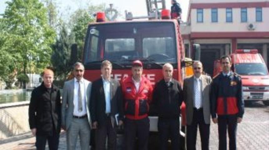 B&uuml;y&uuml;kşehir'den Akyazı M&uuml;frezesine İtfaiye Aracı