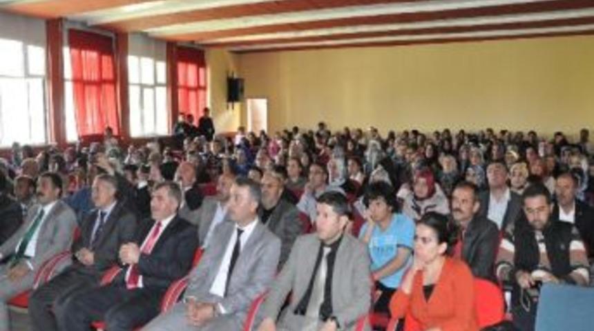 &Ccedil;i&ccedil;ekdağı İmam Hatip &Ouml;ğrencilerinden Kutlu Doğum Programı