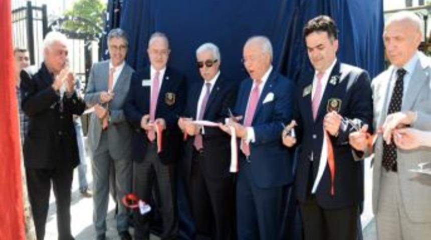 Bu Banka Başka Banka