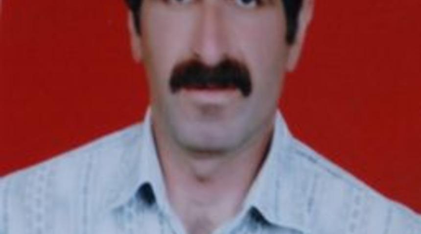 D&uuml;ğ&uuml;ne Giderken, &Ccedil;ocuklarının G&ouml;z&uuml; &Ouml;n&uuml;nde Ge&ccedil;irdiği Kazada Hayatını Kaybetti