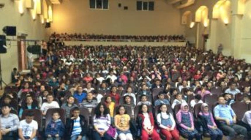 Sakarya Anafen Dershanesi SBS I&ccedil;in Motive Etti