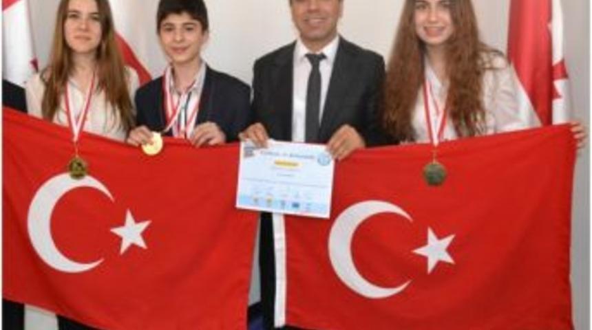 T&uuml;rk Mucitler Altın Madalya Ile D&ouml;nd&uuml;