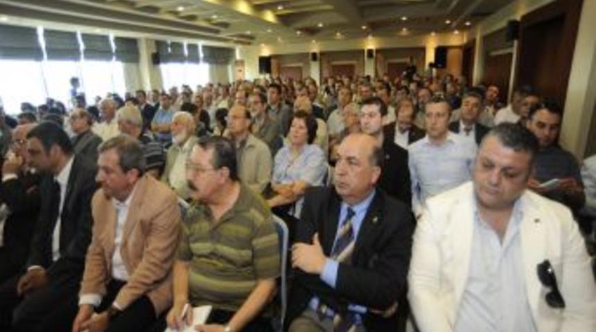 Okunmadı Diye Tepki G&ouml;sterdi, İstiklal Marşı'nı Okuyamadı