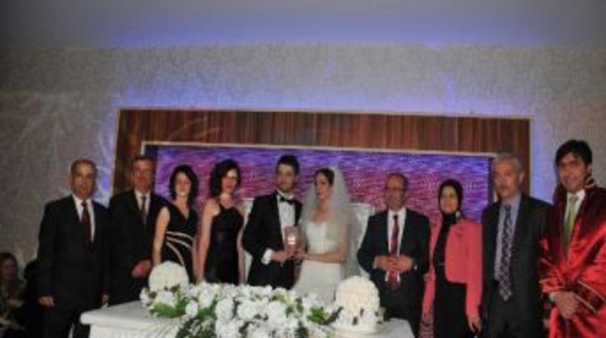 İha Eski Muhabiri Metehan, D&uuml;nya Evine Girdi