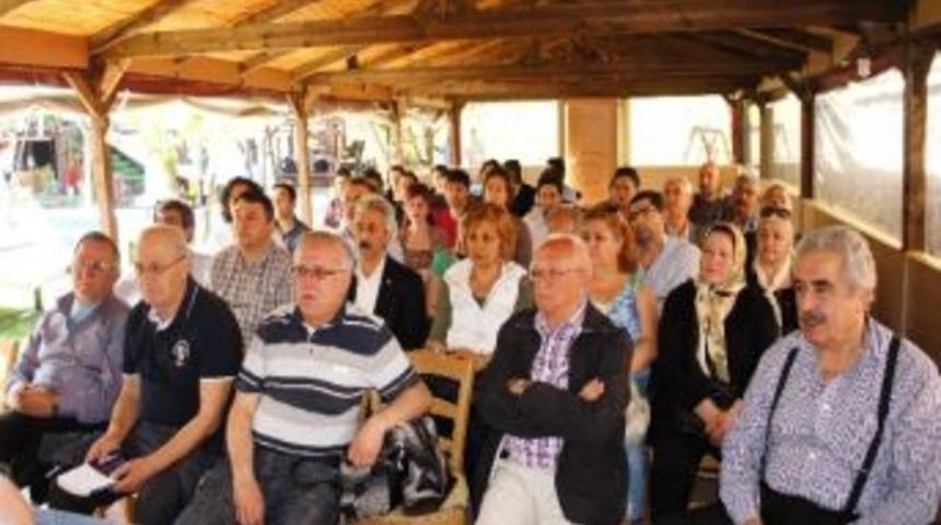 &Uuml;kd&rsquo;den &ldquo;anayasa,y&ouml;k Ve &Uuml;niversiteler&rdquo; Paneli