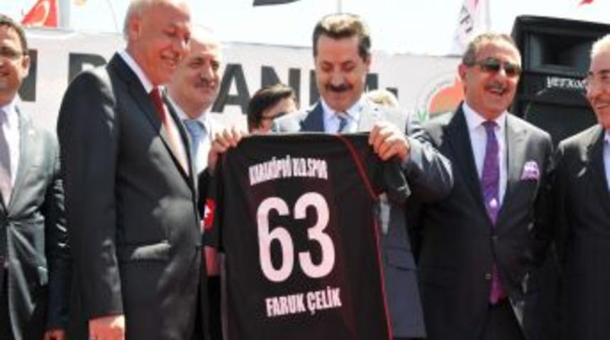 &Ccedil;elik: Ter&ouml;r Nedeniyle Kaybedilen 30 Yıl, Hızlı Yatırımlarla Telafi Edilecek