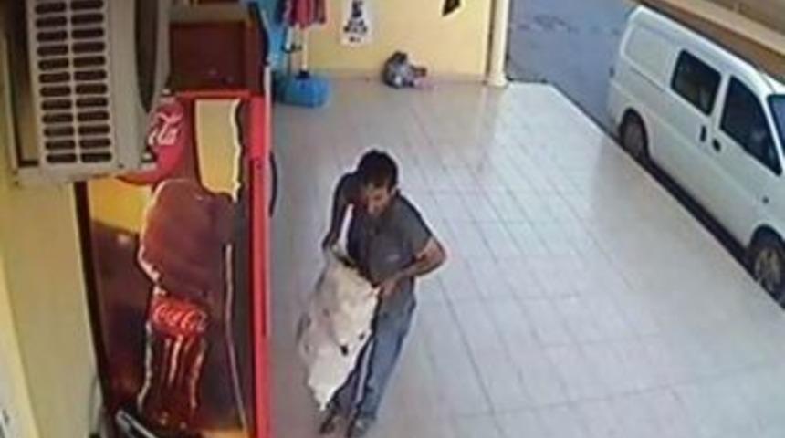 Yabancı Hırsız Yakayı Ele Verdi