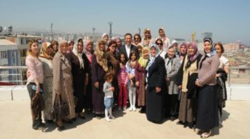 Başkan Gen&ccedil;: "halka Hizmet Etmek Bizleri Mutlu Ediyor"