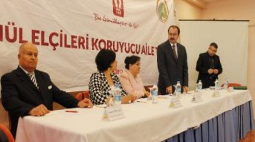 G&ouml;n&uuml;l El&ccedil;ileri Koruyucu Aile Toplantılarının 2'incisi Sel&ccedil;uk'ta Yapıldı