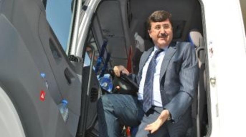 Amasya&rsquo;da İş Sezonunu Kamyon S&uuml;ren Vali A&ccedil;tı