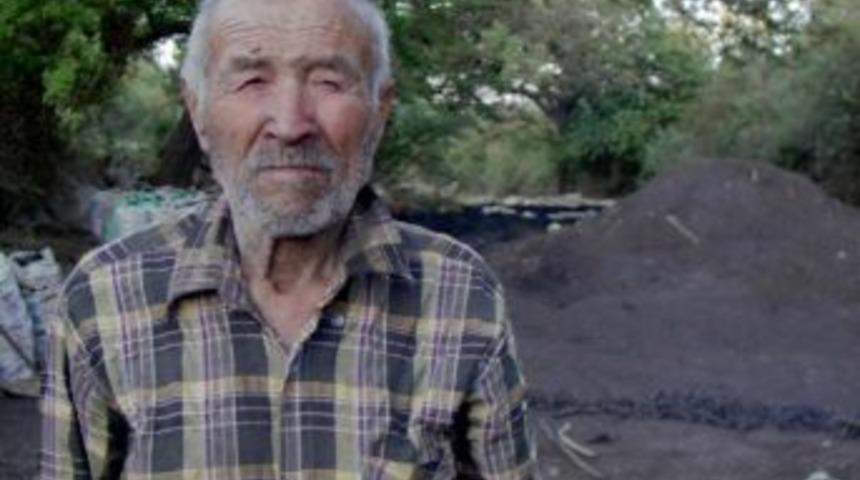 Odun K&ouml;m&uuml;r&uuml; Ocağının 87 Yaşındaki Ustası