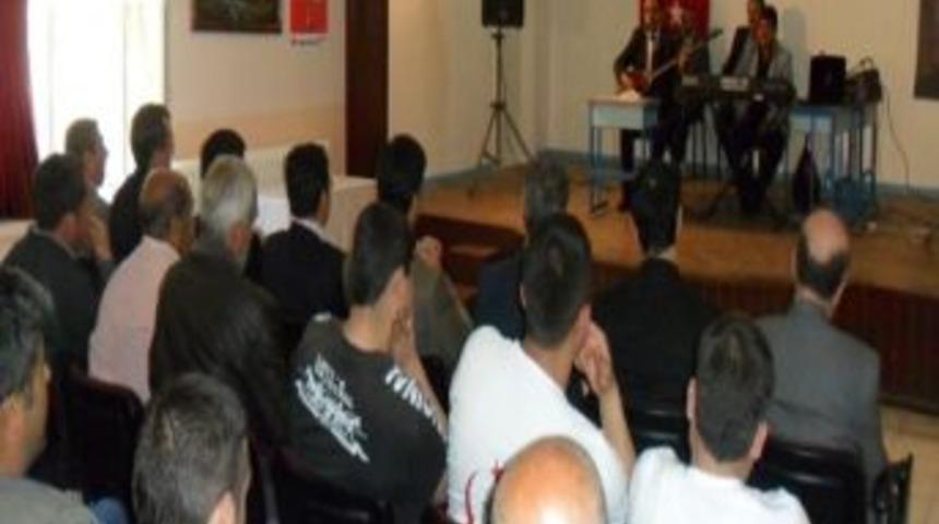 Aksaray'da Cezaevindeki H&uuml;k&uuml;ml&uuml;lere Konser Verildi