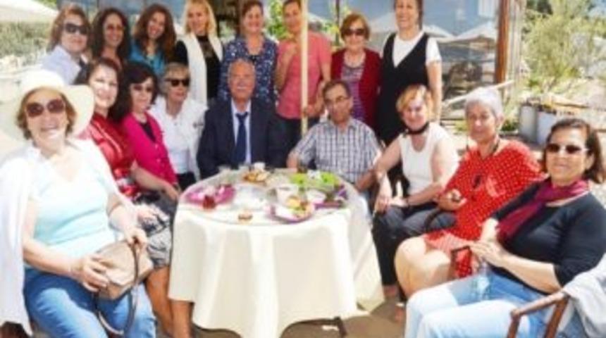 Burhaniye&rsquo;deki Emekliler &Ouml;ren&rsquo;de Buluştu