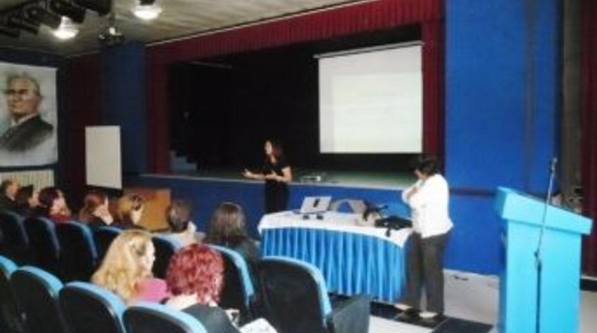 Ayvalık&rsquo;ta Obezite İle M&uuml;cadelenin P&uuml;f Noktası Anlatıldı