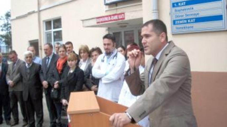 Hayırsever Işadamı Devlet Hastanesi'ne Evde Bakım Aracı Bağışladı