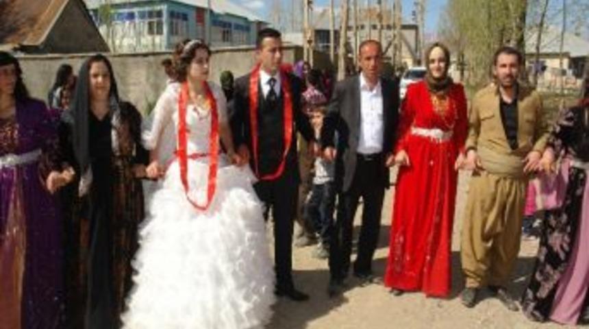 Yüksekova’da Düğün Sezonu Başladı