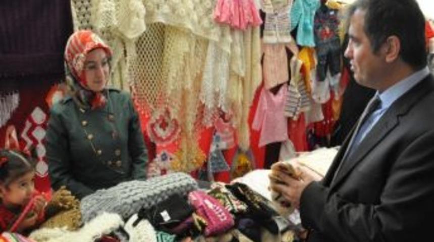 Yerk&ouml;y Vefa Derneğinden &Ouml;ğrenciler İ&ccedil;in Kermes