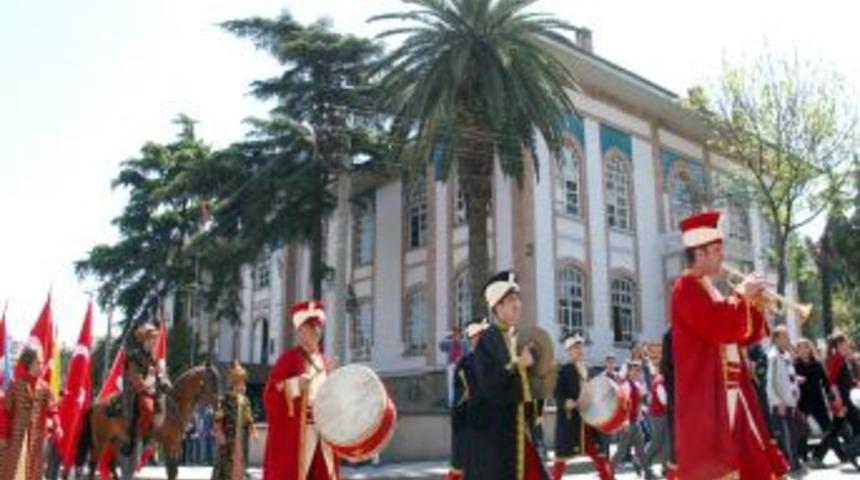 Kanuni Sultan S&uuml;leyman, Doğumunun 518. Yılında Anıldı