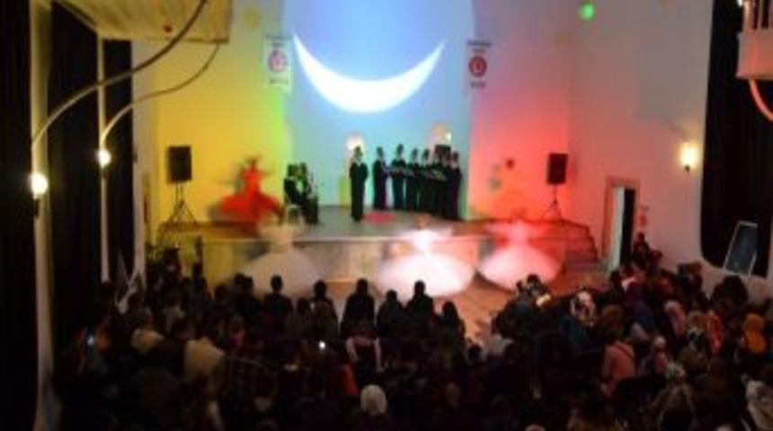 Yabancı Turistlere Mevlana K&uuml;lt&uuml;r&uuml; Tanıtılıyor