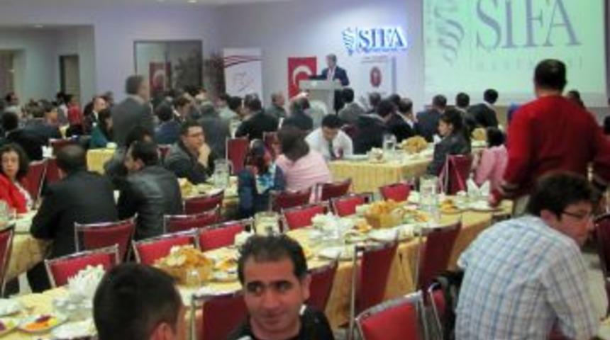 Acemoğlu: Veteriner Fak&uuml;ltelerinin Sayısı Değil, Eğitim Kalitesi Artırılmalı