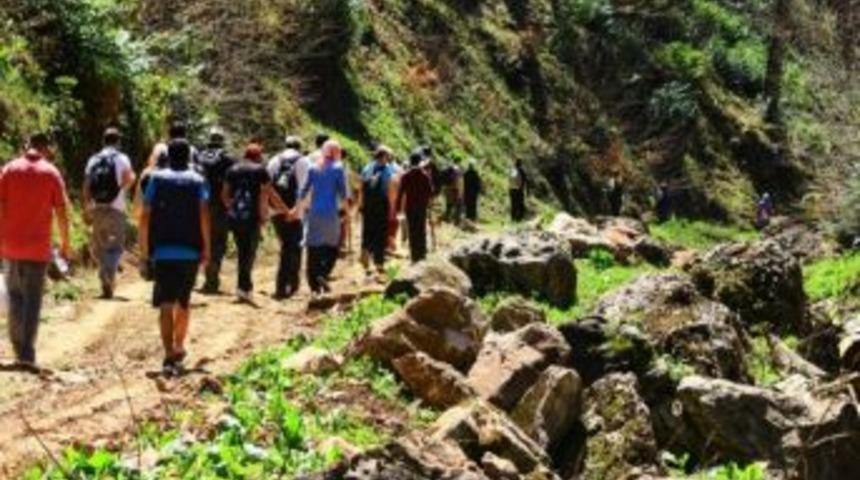 Sakaryalı Doğaseverler Turnalık&rsquo;ta Y&uuml;r&uuml;d&uuml;