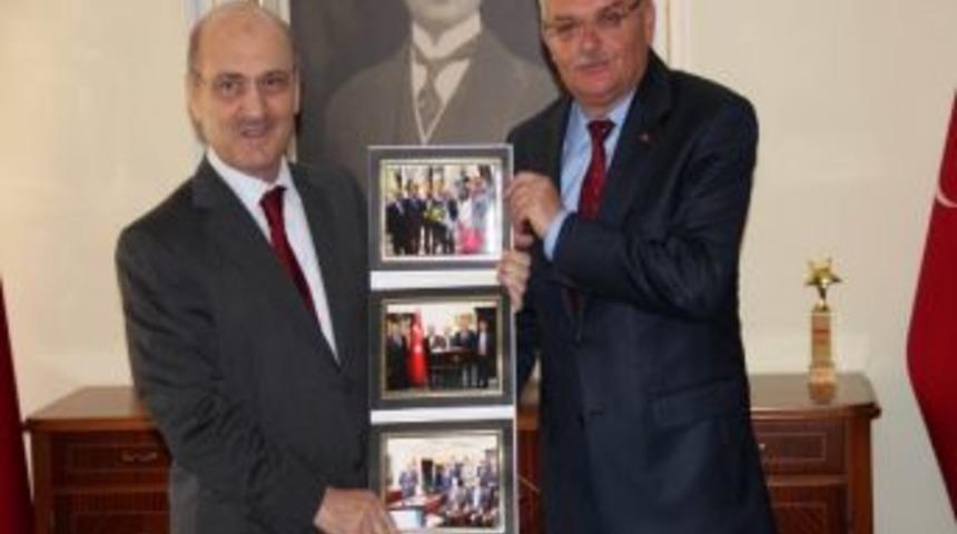 &Ccedil;evre Ve Şehircilik Bakanı Bayraktar, &Ccedil;ankırı&rsquo;da