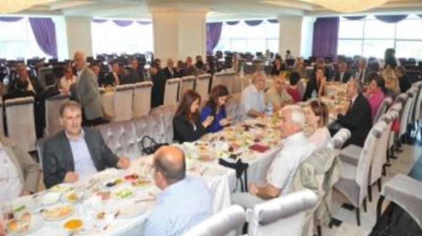 Bozbey Muhtarlarla Buluştu