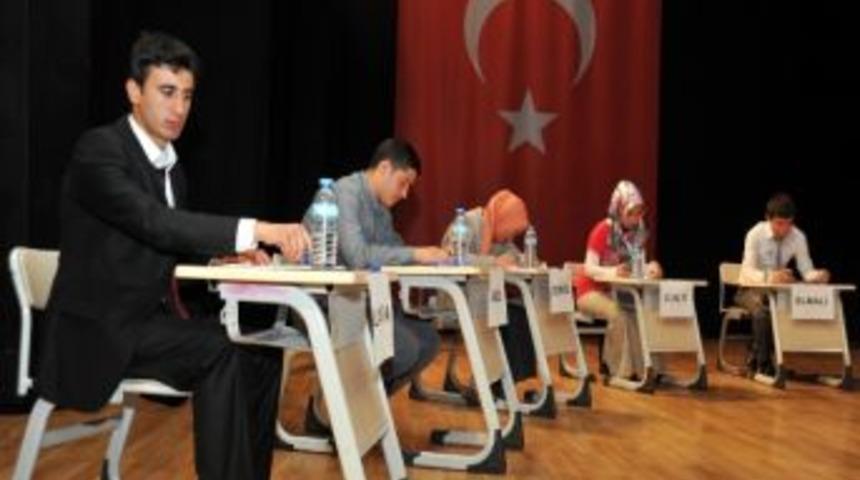 İhl &Ouml;ğrencileri Kepez&rsquo;de Yarıştı