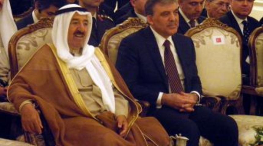 T&uuml;rkiye Ve Kuveyt, K&ouml;şkte 8 Anlaşma Imzaladı