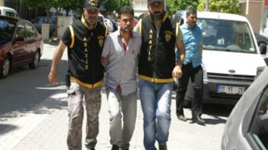 Kardeşini &Ouml;ld&uuml;renin Babasını &Ouml;ld&uuml;rd&uuml;