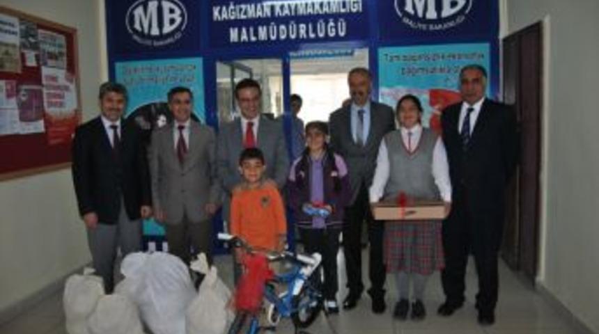 kağızman'da &uuml;lkemi seviyorum fişimi alıyorum projesi sonu&ccedil;landı