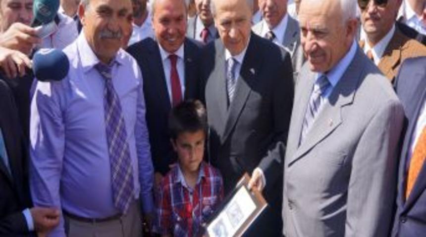 Bah&ccedil;eli: Başbakan, &Ouml;calan'dan Sonra Perin&ccedil;ek Hayranlığına Mı D&uuml;şt&uuml; Bilemiyorum