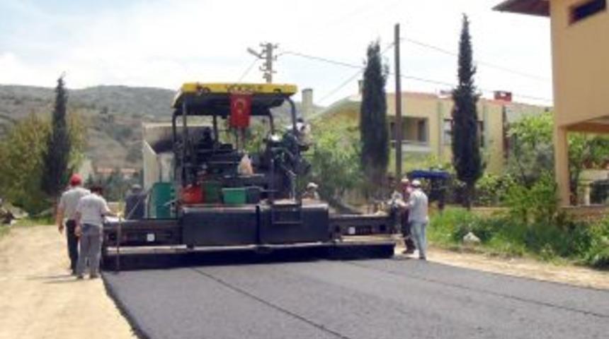 Burdur&rsquo;da Sıcak Asfalt &Ccedil;alışmaları Başladı