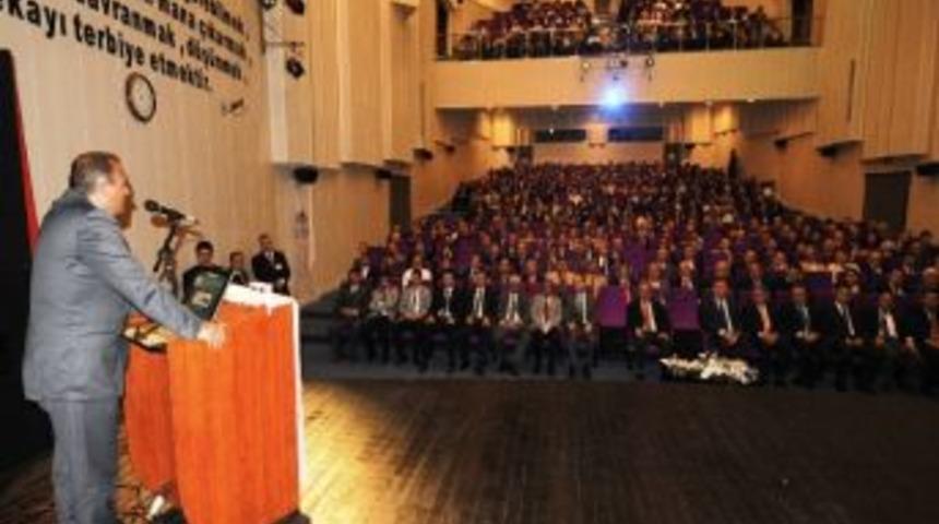 Trabzon’da “güvenli İnternet Kullanımı” Konuşuldu