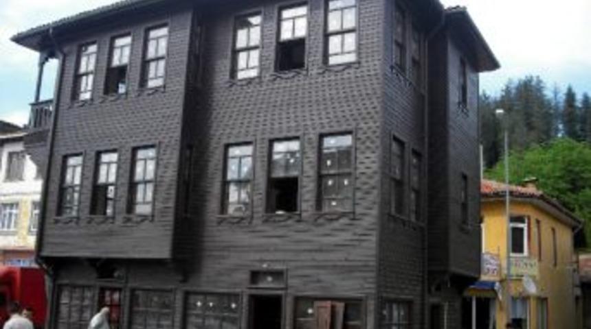 Milletvekili Tun&ccedil;&rsquo;tan Tarihi Evi Bulunanlara &Ccedil;ağrı