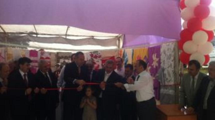 Hendek&rsquo;te İhtiya&ccedil; Sahibi &Ouml;ğrenciler İ&ccedil;in Kermes A&ccedil;ıldı