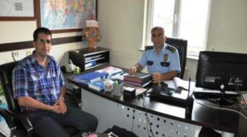 Hırsızlar Para Ve Altın İ&ccedil;in Girdikleri Evden Eli Boş D&ouml;nd&uuml;