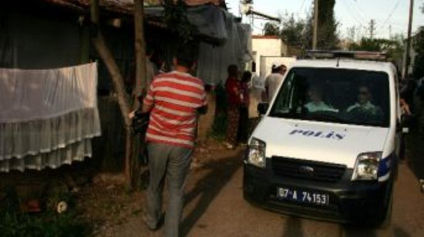 Eşini Dövdü, Evi Yakmaya Kalktı