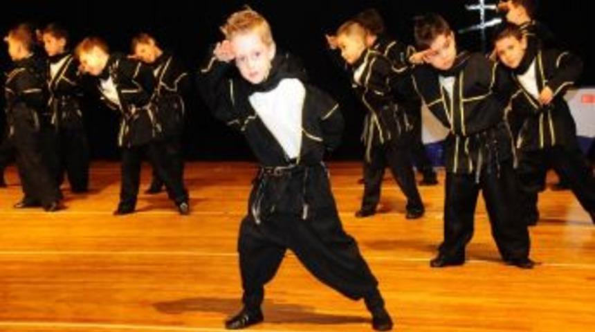 Hem Coştular Hem Coşturdular