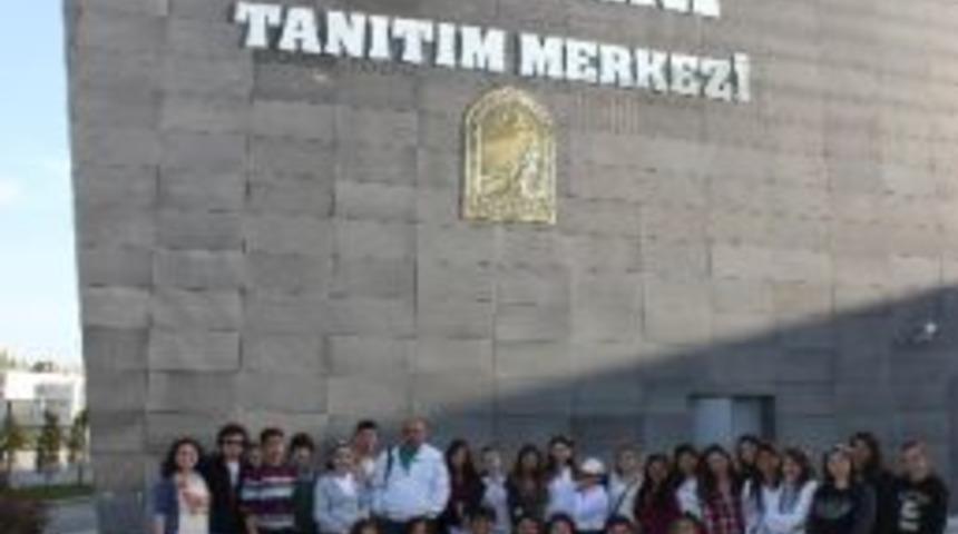 &Ccedil;anakkale&rsquo;yi Sahnelediler, &Ccedil;anakkale İle &Ouml;d&uuml;llendirildiler