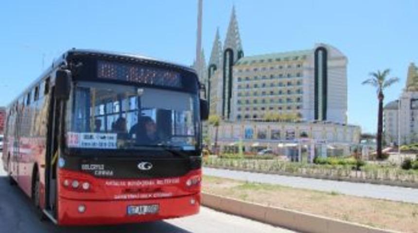 Kırmızı Otob&uuml;sler Kundu İle Şehir Merkezi Arasında Hizmet Vermeye Başladı