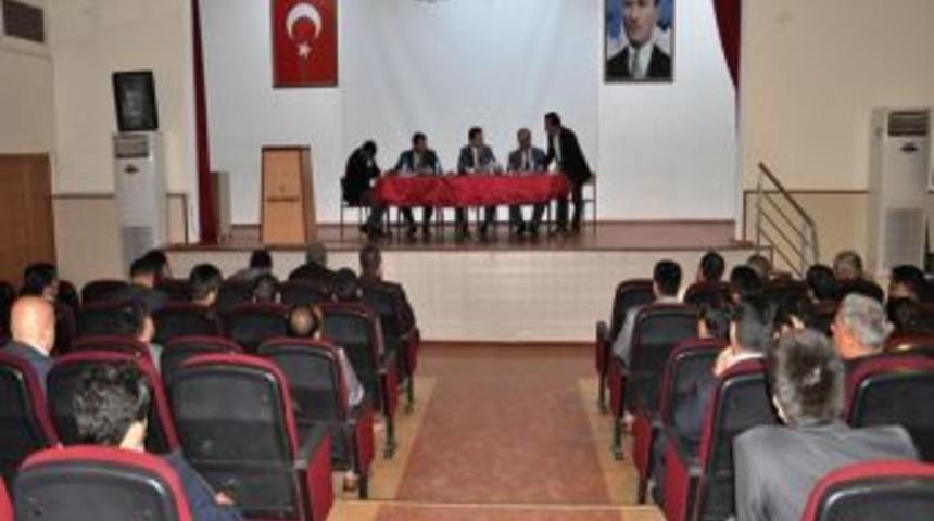 Kaymakam Ey&uuml;p Fırat Okul M&uuml;d&uuml;rleriyle Bir Araya Geldi