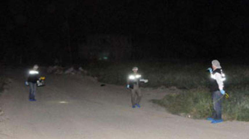 Emekli polis memuru bı&ccedil;aklanarak &ouml;ld&uuml;r&uuml;ld&uuml;