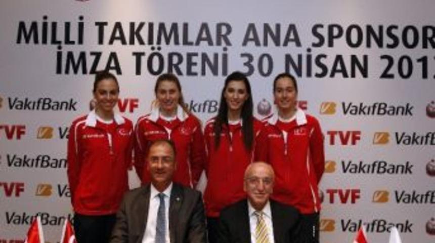 Vakıfbank'tan Filenin Sultanları'na Kesintisiz Destek