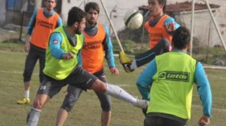 İneg&ouml;lspor Teknik Direkt&ouml;r&uuml; Mehmet Bulut: