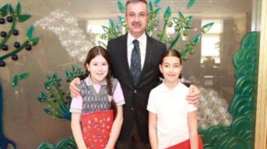 Başkan K&ouml;şker &Ouml;ğrencileri Makamında Ağırladı